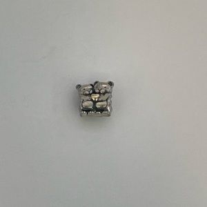 Pandora s925 ale 2-tone bears holding heart charm